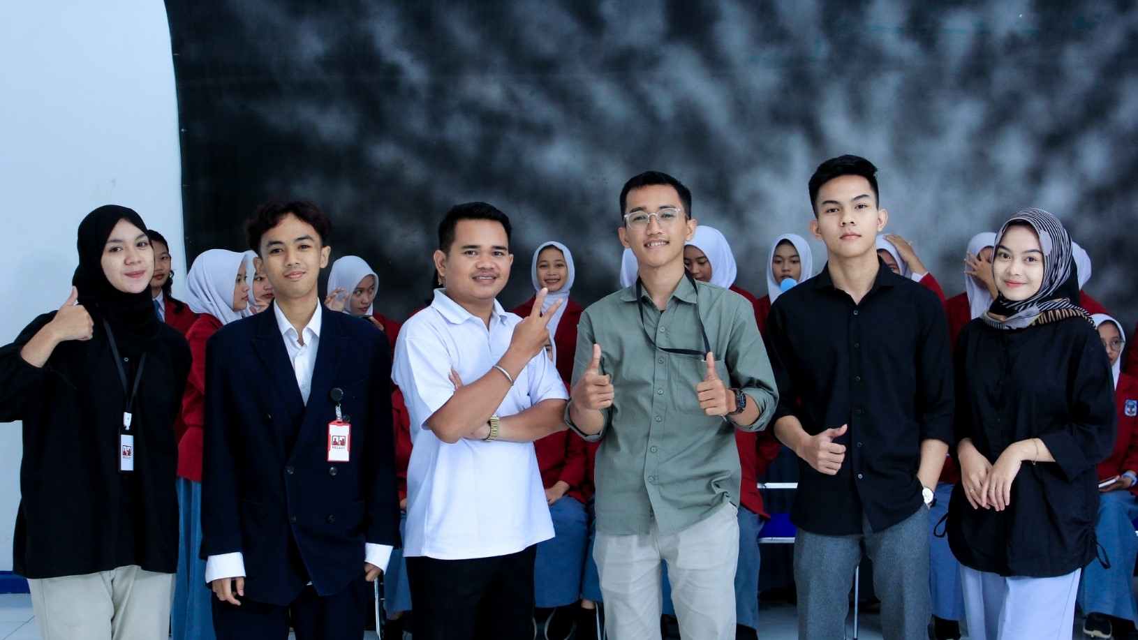 Wecast Gallery